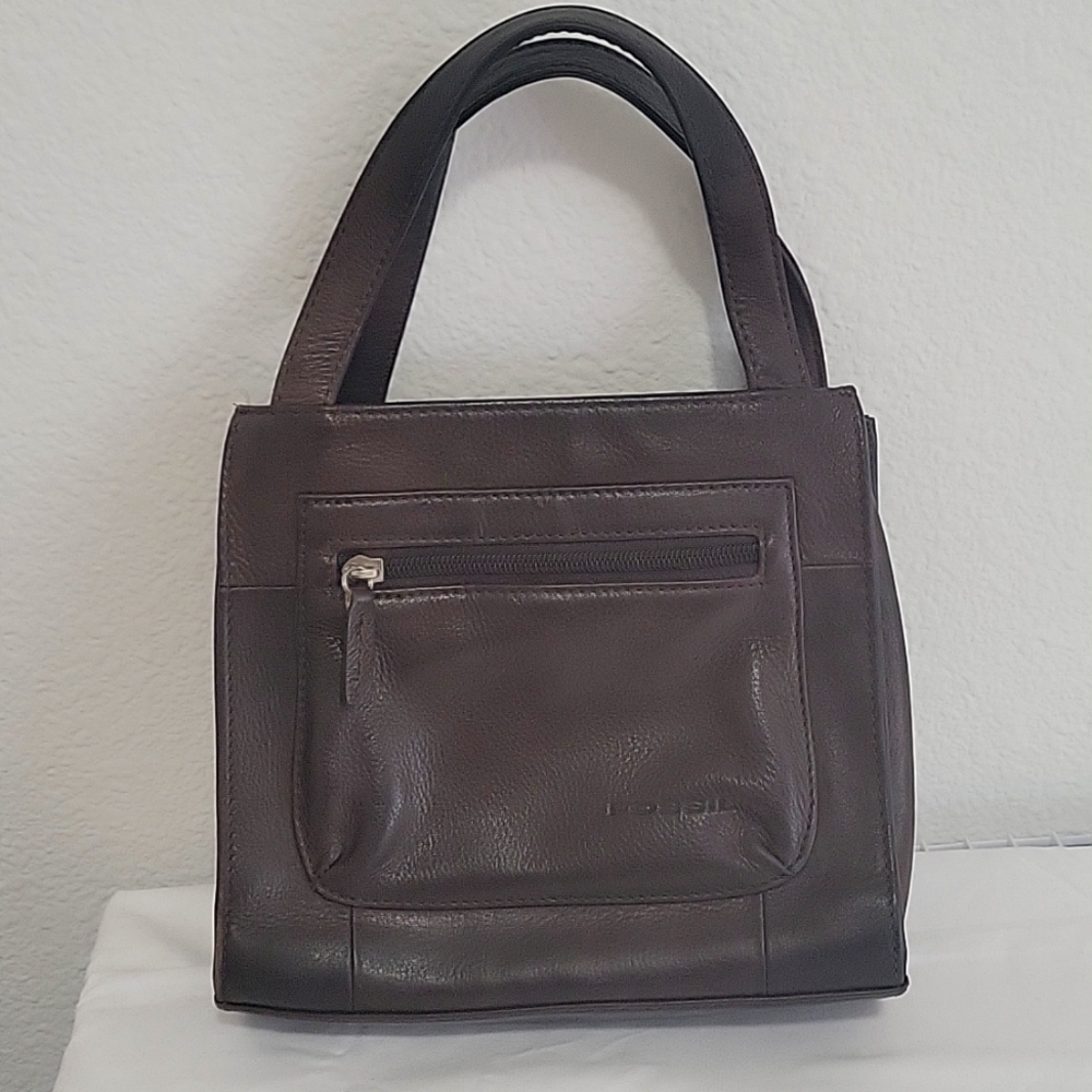 🤎🤍Host pick🤍🤎Fossil Genuine Leather Purse with Built-In Wallet Brown